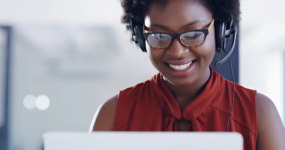 customer care representative on call